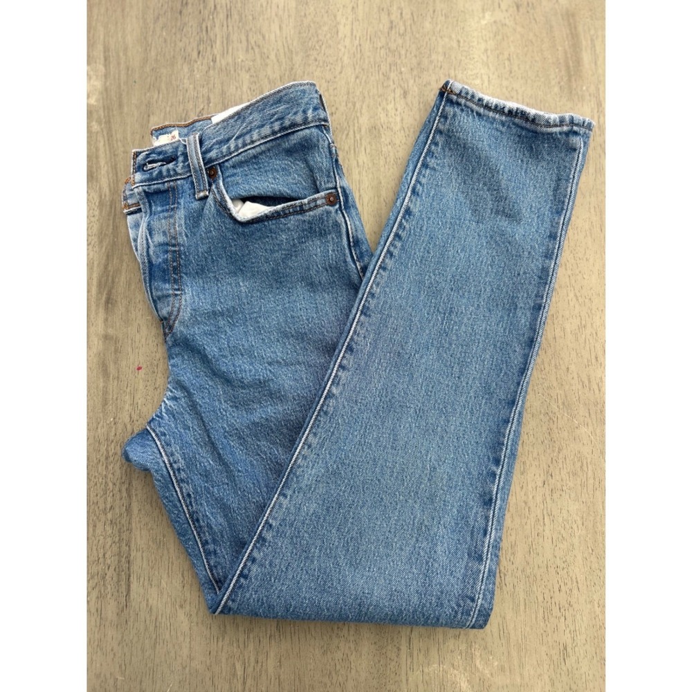 Levis Premium Wedgie Straight Jeans Blue‎ High Rise Button Fly Size 26
